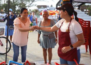 Blanca Merari acude a segunda edición de la “Feria Internacional del Taco“