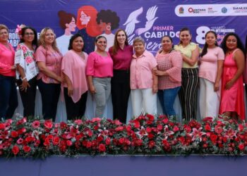 Primer Cabildo de Mujeres sesiona en la Zona Continental de Isla Mujeres