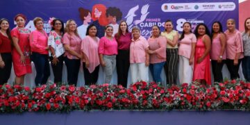 Primer Cabildo de Mujeres sesiona en la Zona Continental de Isla Mujeres