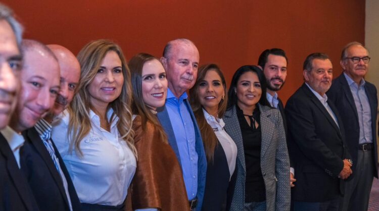 Toma Mara Lezama protesta a Consejo Hotelero; van por una mejor promoción del Caribe Mexicano