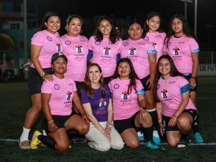 Promueve Atenea Gómez deporte libre de violencia entre las mujeres de Isla Mujeres