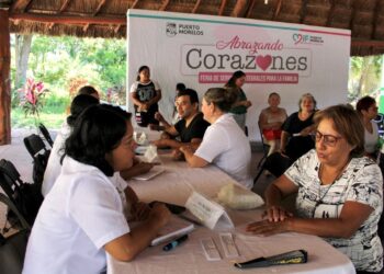 Ponen en marcha la 15ª jornada de “Abrazando Corazones” en Puerto Morelos