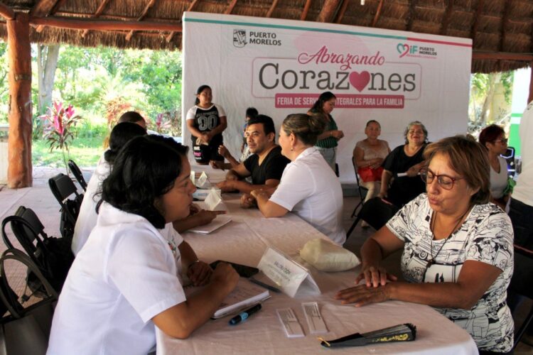 Ponen en marcha la 15ª jornada de “Abrazando Corazones” en Puerto Morelos