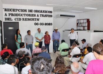 Con el respaldo del Ayuntamiento, grupo hotelero apoyará a productores agropecuarios de Leona Vicario