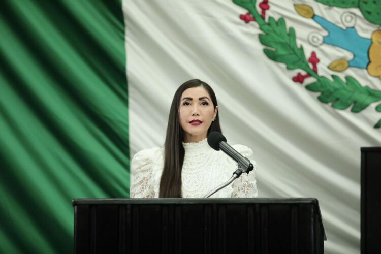 Candy Ayuso propone iniciativa para endurecer penas por feminicidio