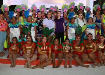 Realizan fructífera Feria de Mujeres Emprendedoras en Isla Mujeres