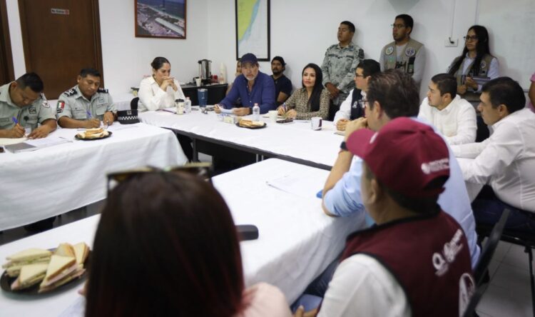 Blanca Merari encabeza reunión de trabajo por el traslado de balasto en Puerto Morelos