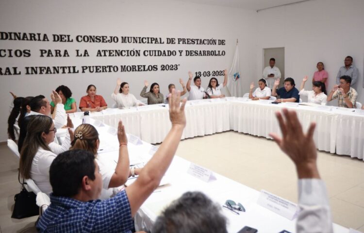 Juventud de Puerto Morelos, sector fundamental para desarrollo de la sociedad: Blanca Merari