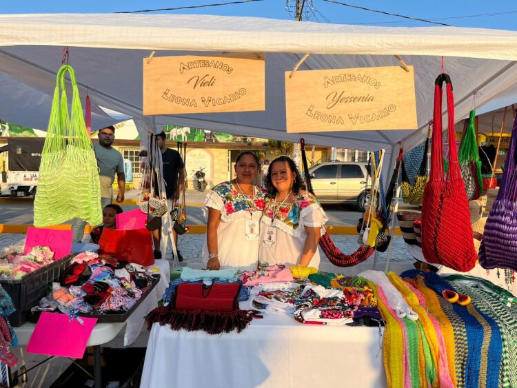 Ponen en marcha Pabellón "Arte y Sazón" para artesanos y comerciantes de Leona Vicario