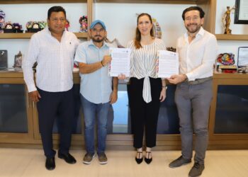 Firma Atenea Gómez acuerdo con CAPA para mejorar servicio de agua potable en Isla Mujeres