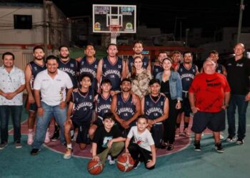 Inaugura Atenea Gómez circuito quintanarroense de básquetbol CIQUBA 2023