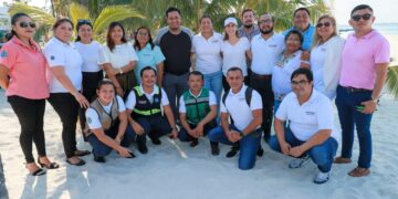 Da Atenea Gómez banderazo de inicio del Operativo Vacacional de Semana Santa