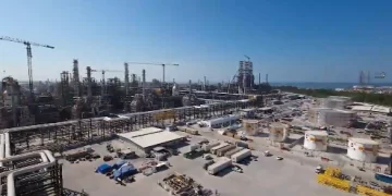 Comenzará Dos Bocas a producir gasolinas a partir de julio: AMLO