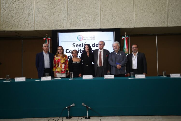 Pasan 531 aspirantes para presidir el INE a segunda fase del proceso de selección