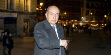 Cancela Felipe Calderón su participación en foro público en Madrid