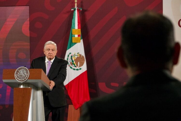 Migración, seguridad y comercio, temas que abordará AMLO con congresistas de EE.UU.