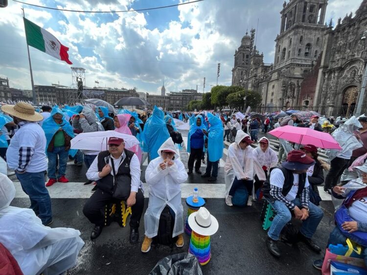 Declina Ricardo Monreal marchar con sus simpatizantes al Zócalo de la CDMX