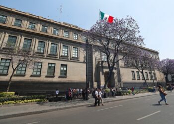 Admite la SCJN a trámite recurso del INE contra el "Plan B"