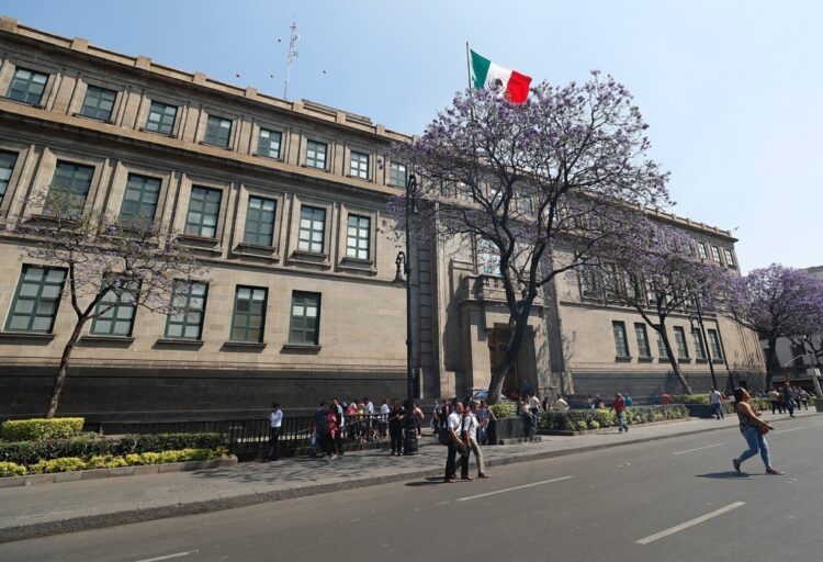 Admite la SCJN a trámite recurso del INE contra el "Plan B"