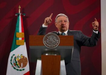Remoción de Miguel Angel Osorio Chong es situación de su partido: AMLO