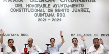 Cabildo aprueba destino final del sargazo, descuento en predial y cuenta pública 2022