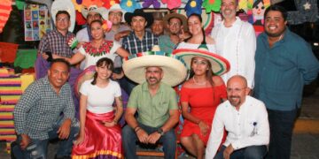 Dan vida cancunenses a la Av. Yaxchilán en el 53 aniversario de la ciudad