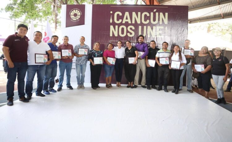 Ana Paty Peralta resalta a primeros pobladores en “Cancún nos une”