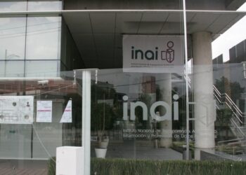 Urge AMLO a desaparecer el INAI y pasar tareas a la ASF