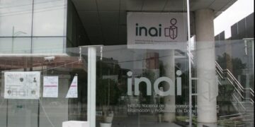 Urge AMLO a desaparecer el INAI y pasar tareas a la ASF