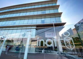 Interpelan senadores del PAN a Adán López por nombramientos en Inai