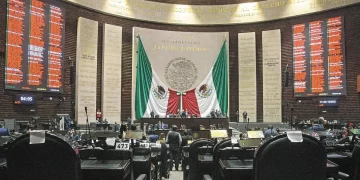 Aprueban diputados reducir edad mínima para ocupar cargos públicos