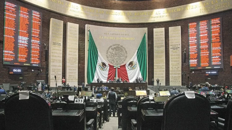 Aprueban diputados reducir edad mínima para ocupar cargos públicos