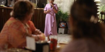 Puerto Morelos cierra el mes de la mujer con Cena Violeta con Causa