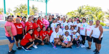 Atenea Gómez promueve sana convivencia con encuentro de cachibol entre Isla Mujeres y Lázaro Cárdenas