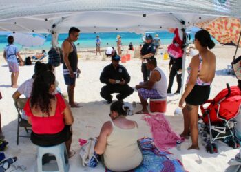 Seguridad de Puerto Morelos mantiene acercamiento con negocios en zona turística