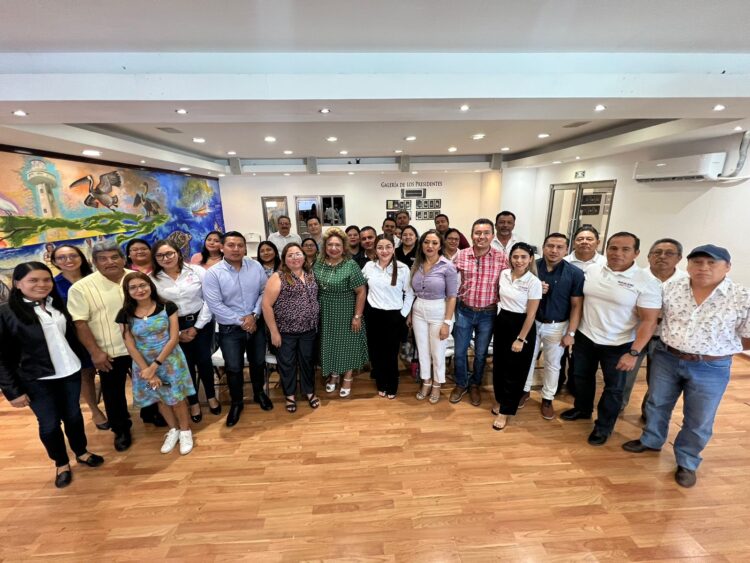 Personal del Ayuntamiento de Isla Mujeres, capacitado para transparentar rendición de cuentas