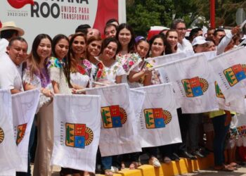 Acompaña Atenea Gómez a Mara Lezama en banderazo del programa "Salud para Todas y Todos"