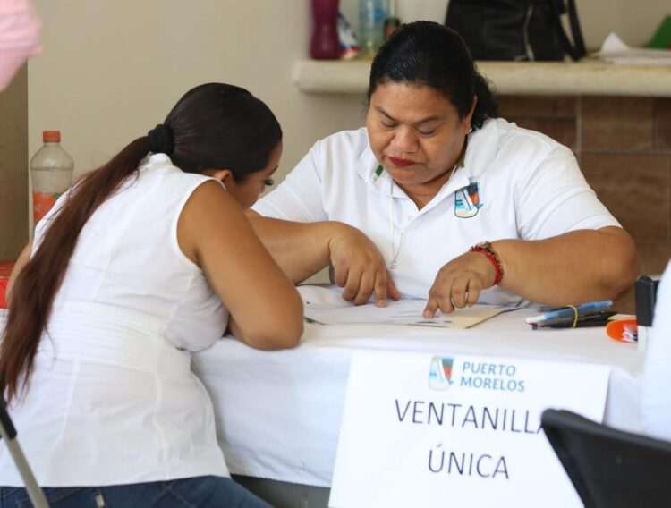 Rinde frutos campaña en Puerto Morelos para regularización de negocios de bajo riesgo