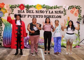 Blanca Merari celebra a niñas y niños del Sistema DIF Puerto Morelos