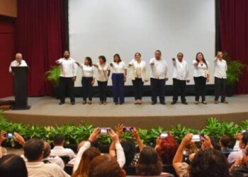 Nueva directiva del Colegio de Profesionistas en Comunicación de Quintana Roo rinde protesta