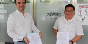 Entregó Pedro Joaquín iniciativa del Reglamento de Panteones en Cozumel y aún no tiene respuesta