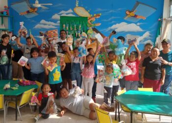 En Leona Vicario clausuran curso en la Biblioteca "Pablo Pancardo"