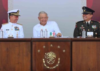 AMLO reitera rechazo de “intervención” de potencias extranjeras