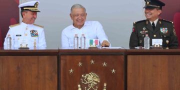 AMLO reitera rechazo de “intervención” de potencias extranjeras
