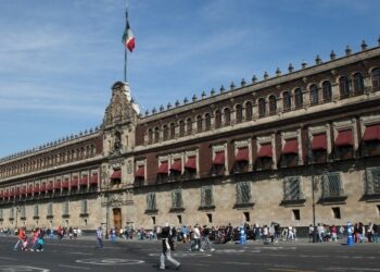 Se reunirá AMLO con gobernadores morenistas en el Palacio Nacional