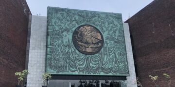 AMLO envía a la Cámara de Diputados iniciativa para suprimir unidades administrativas