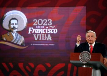 Adicional a compra de trece plantas se emprenden otros proyectos eléctricos: AMLO