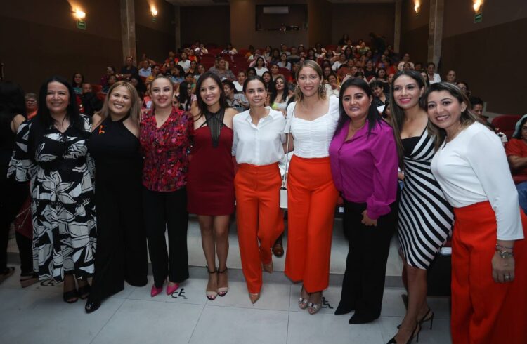 Tenemos un gran valor las mujeres cancunenses: Ana Paty Peralta