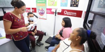 Ana Paty Peralta vela por la salud de los cancunenses