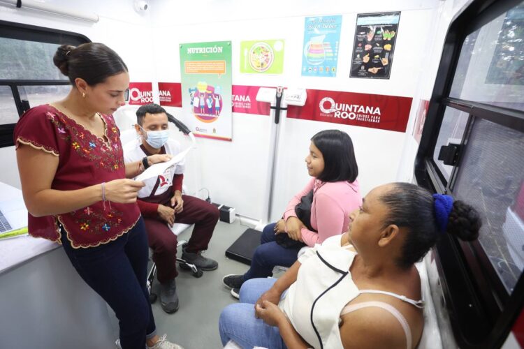 Ana Paty Peralta vela por la salud de los cancunenses